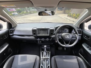 HONDA CITY TURBO 1.0 S+ HATCHBACK ปี 2022 สภาพป้ายแดง