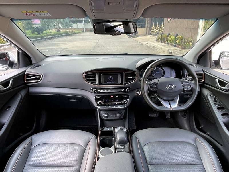 HYUNDAI IONIQ EV ปี 2019 สภาพป้ายแดง HYUNDAI IONIQ EV ปี 2019 สภาพป้ายแดง