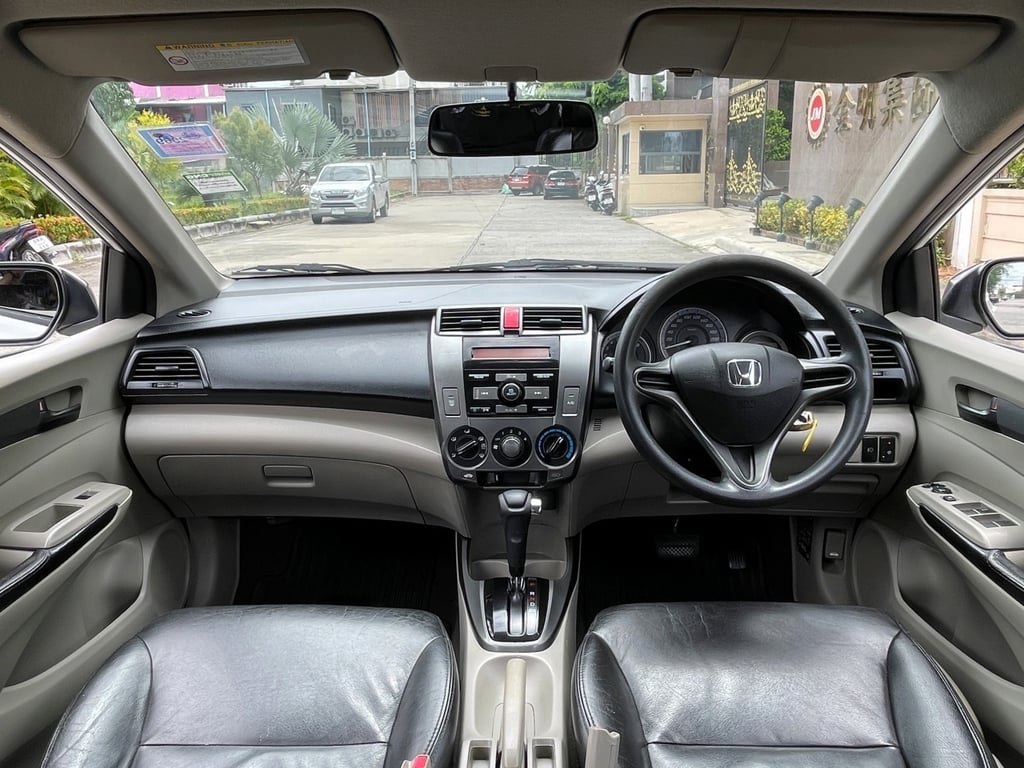 HONDA CITY 1.5 S CNG (MNC) ปี 2013 AUTO สภาพนางฟ้า HONDA CITY 1.5 S CNG (MNC) ปี 2013 AUTO สภาพนางฟ้า