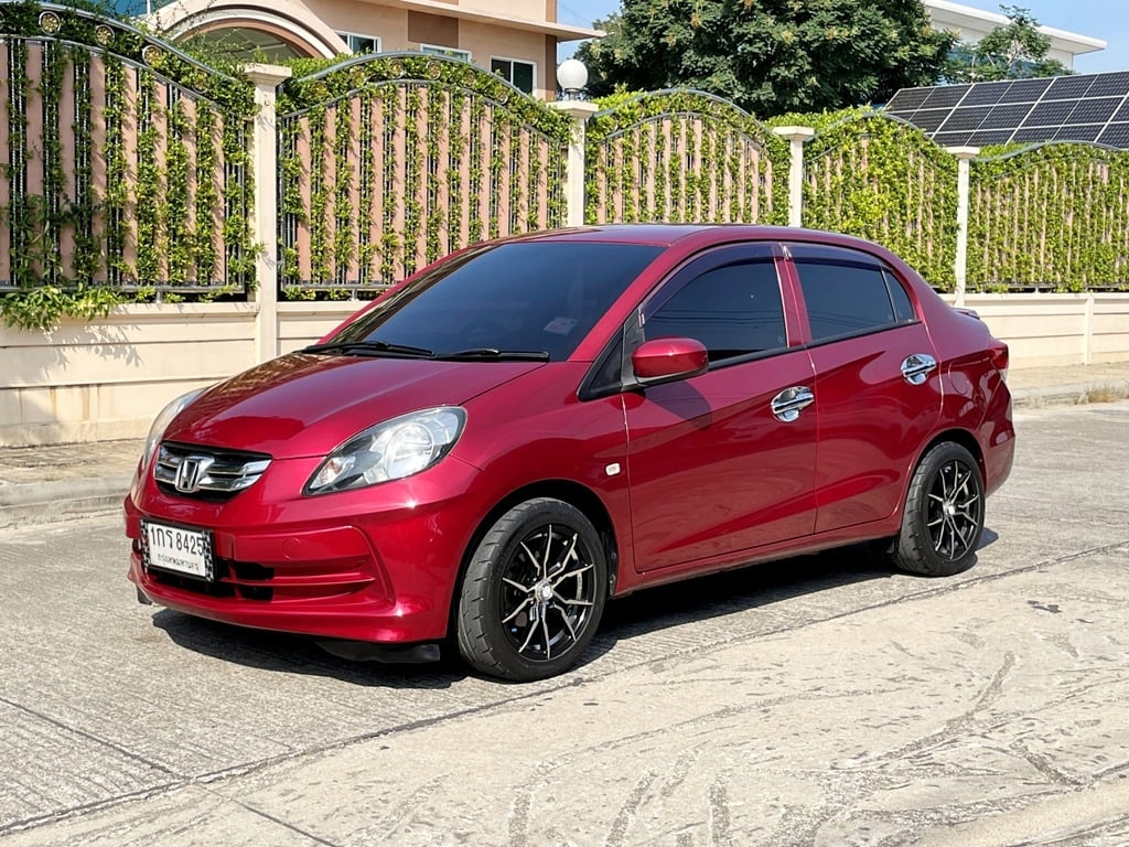 HONDA BRIO AMAZE 1.2 V ปี 2013 AUTO สภาพนางฟ้า