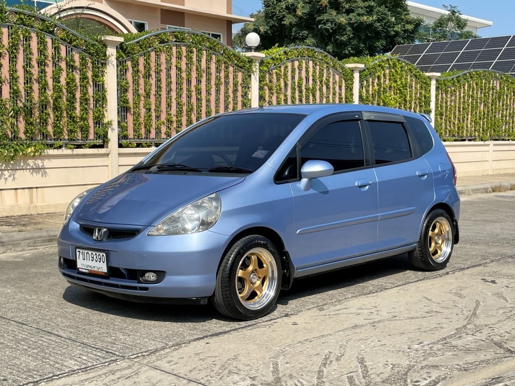 HONDA JAZZ 1.5 E (AS) i-DSI ปี 2004 เกียร์AUTO สภาพนางฟ้า