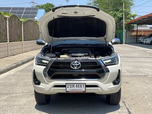 TOYOTA HILUX REVO DOUBLE CAB 2.8 HIGH 4WD ปี 2022 AUTO 4X4 สภาพนางฟ้า