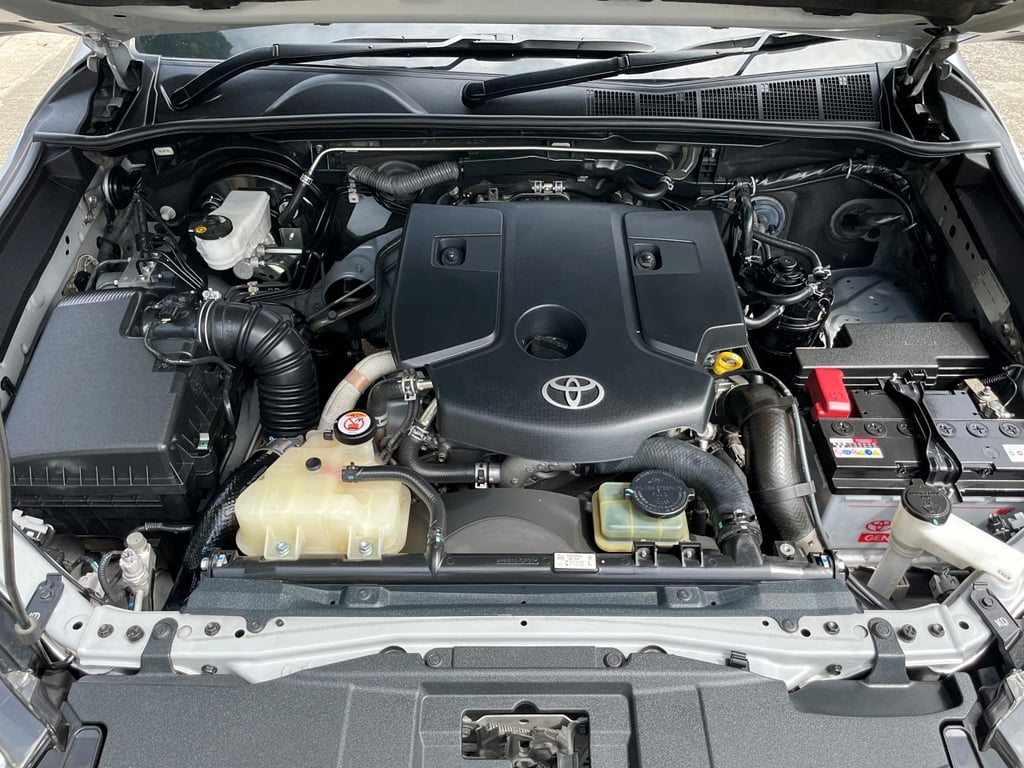 TOYOTA HILUX REVO DOUBLE CAB 2.8 HIGH 4WD ปี 2022 AUTO 4X4 สภาพนางฟ้า