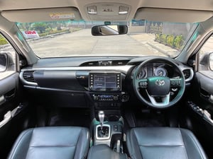 TOYOTA HILUX REVO DOUBLE CAB 2.8 HIGH 4WD ปี 2022 AUTO 4X4 สภาพนางฟ้า