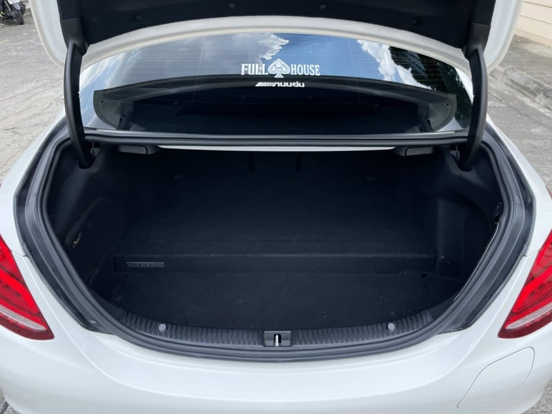 MERCEDES BENZ C350 E 2.0 AMG DYNAMIC ปี 2017 สภาพนางฟ้า