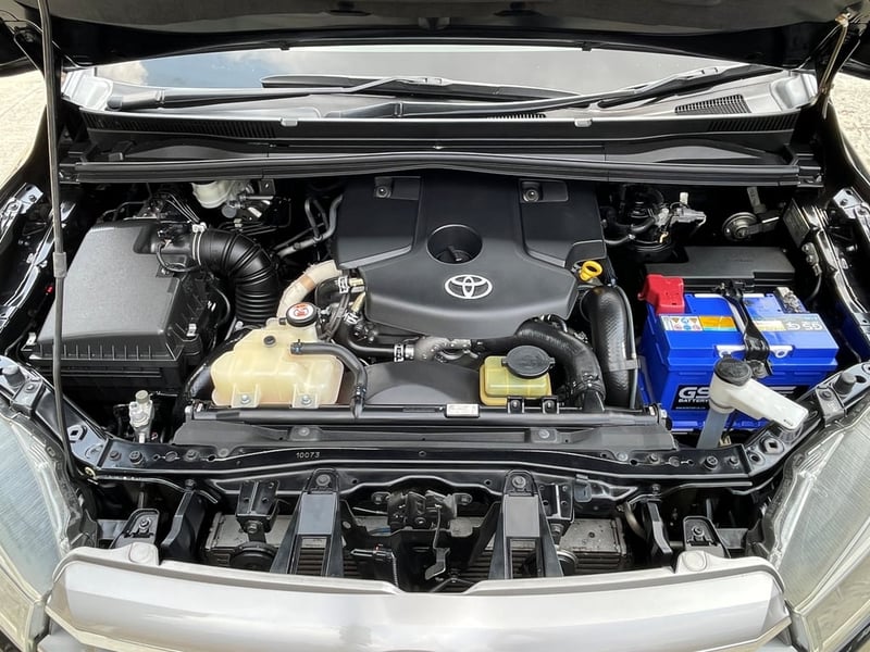 TOYOTA INNOVA CRYSTA 2.8 G ปี 2018 สภาพนางฟ้า TOYOTA INNOVA CRYSTA 2.8 G ปี 2018 สภาพนางฟ้า