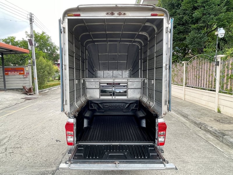 ISUZU D-MAX BLUE POWER SPACECAB HI-LANDER 1.9 DDI Z DVD (MNC) ปี 2017 เกียร์MT 6 Speed สภาพนางฟ้า ISUZU D-MAX BLUE POWER SPACECAB HI-LANDER 1.9 DDI Z DVD (MNC) ปี 2017 เกียร์MT 6 Speed สภาพนางฟ้า