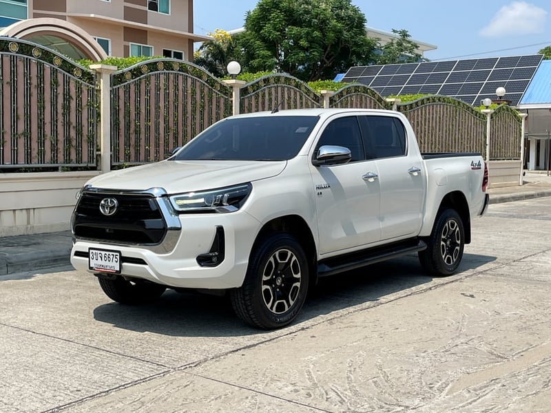 TOYOTA HILUX REVO DOUBLE CAB 2.8 HIGH 4WD ปี 2022 AUTO 4X4 สภาพนางฟ้า