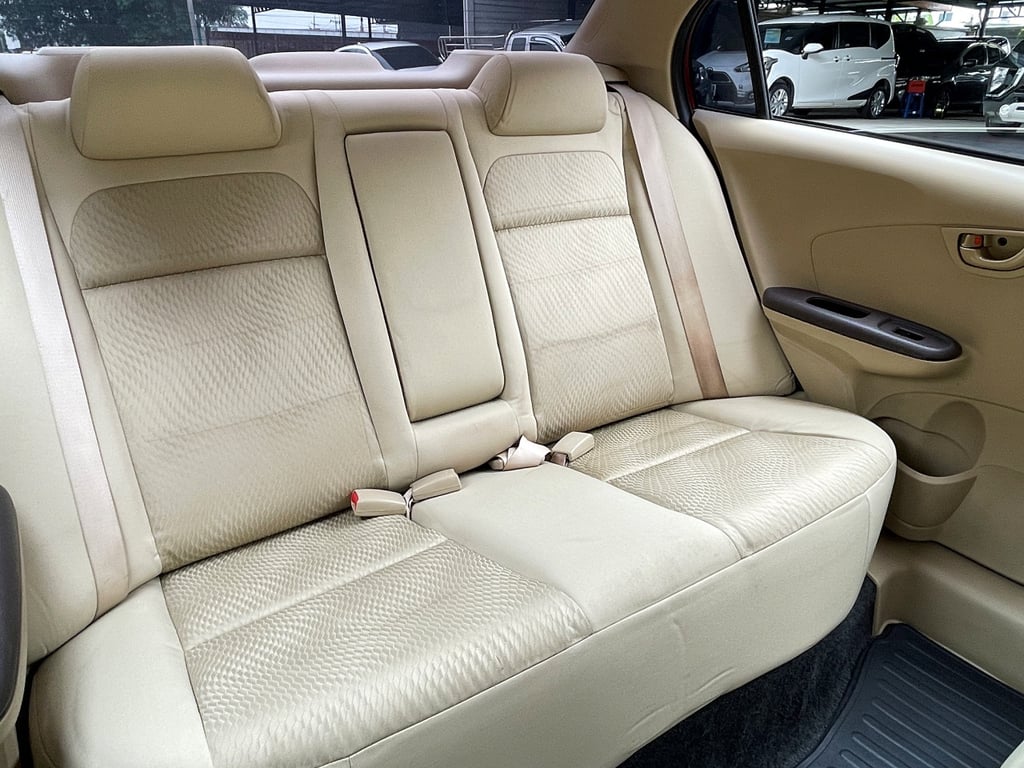 HONDA BRIO AMAZE 1.2 V ปี 2013 AUTO สภาพนางฟ้า