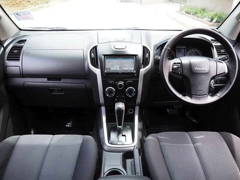 ISUZU ALL NEW D-MAX SPACECAB HI-LANDER 2.5 VGS Z-Prestige Navi ปี 2012 เกียร์AUTO สภาพนางฟ้า ISUZU ALL NEW D-MAX SPACECAB HI-LANDER 2.5 VGS Z-Prestige Navi ปี 2012 เกียร์AUTO สภาพนางฟ้า