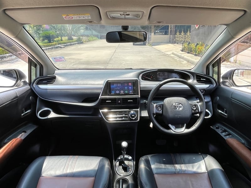 TOYOTA SIENTA 1.5 V ปี 2019 AUTO CVT 7 SPEED สภาพนางฟ้า