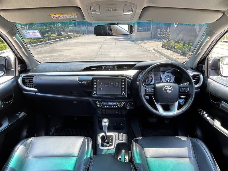 TOYOTA HILUX REVO DOUBLE CAB 2.8 HIGH 4WD ปี 2022 AUTO 4X4 สภาพนางฟ้า