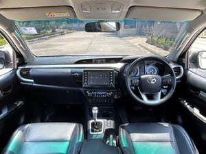 TOYOTA HILUX REVO DOUBLE CAB 2.8 HIGH 4WD ปี 2022 AUTO 4X4 สภาพนางฟ้า