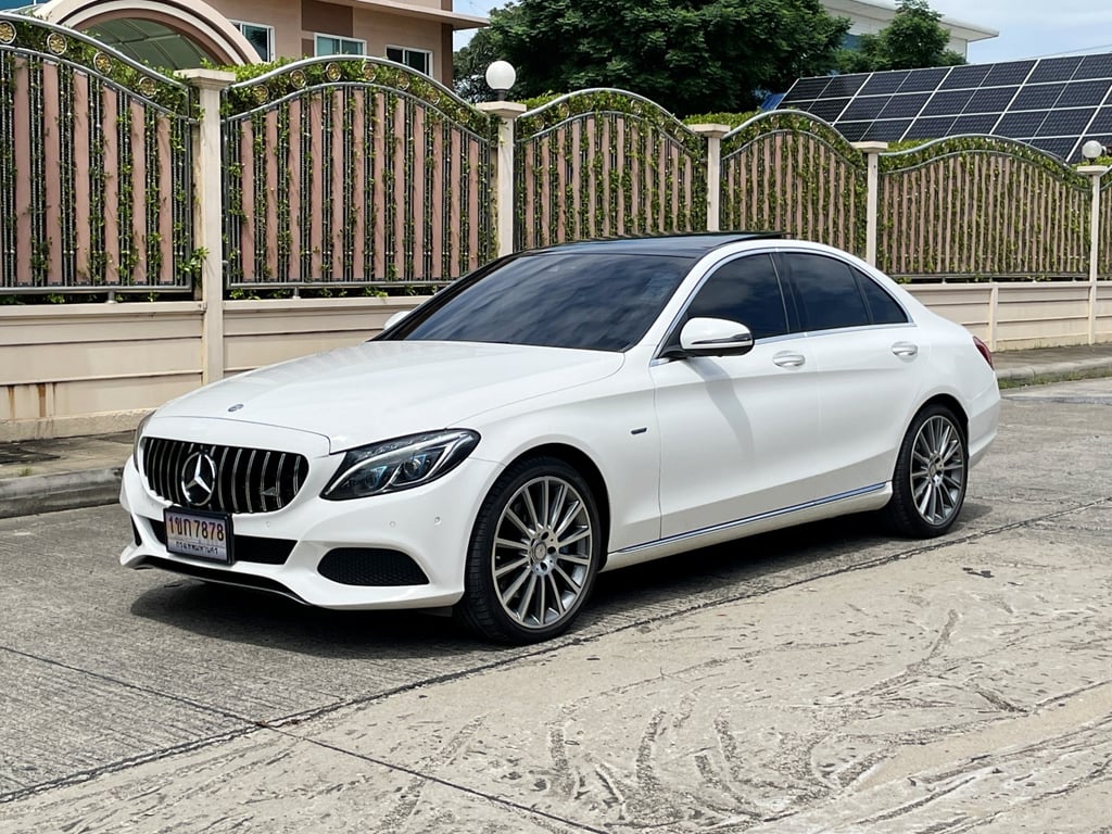 MERCEDES BENZ C350 E 2.0 AMG DYNAMIC ปี 2017 สภาพนางฟ้า MERCEDES BENZ C350 E 2.0 AMG DYNAMIC ปี 2017 สภาพนางฟ้า