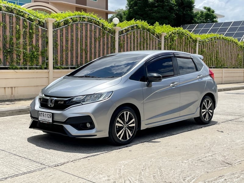 HONDA JAZZ 1.5 RS (MNC) ปี 2019 สภาพนางฟ้า