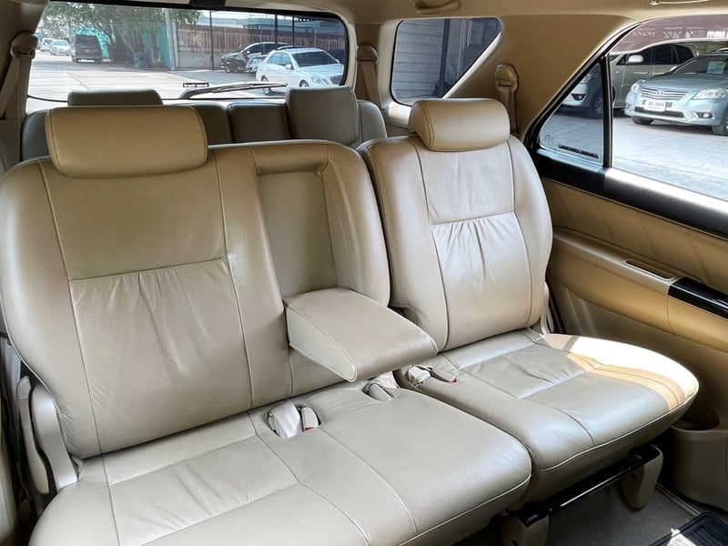 TOYOTA FORTUNER 3.0 V (MNC) ปี 2014 สภาพนางฟ้า