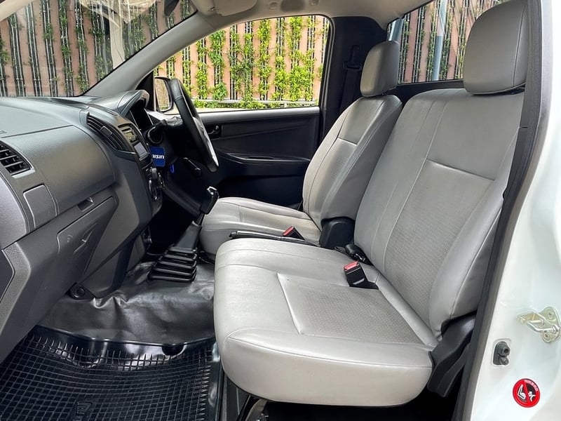 ISUZU D-MAX ALL NEW BLUE POWER SPARK 1.9 B (MNC) ปี 2018 สภาพนางฟ้า ISUZU D-MAX ALL NEW BLUE POWER SPARK 1.9 B (MNC) ปี 2018 สภาพนางฟ้า