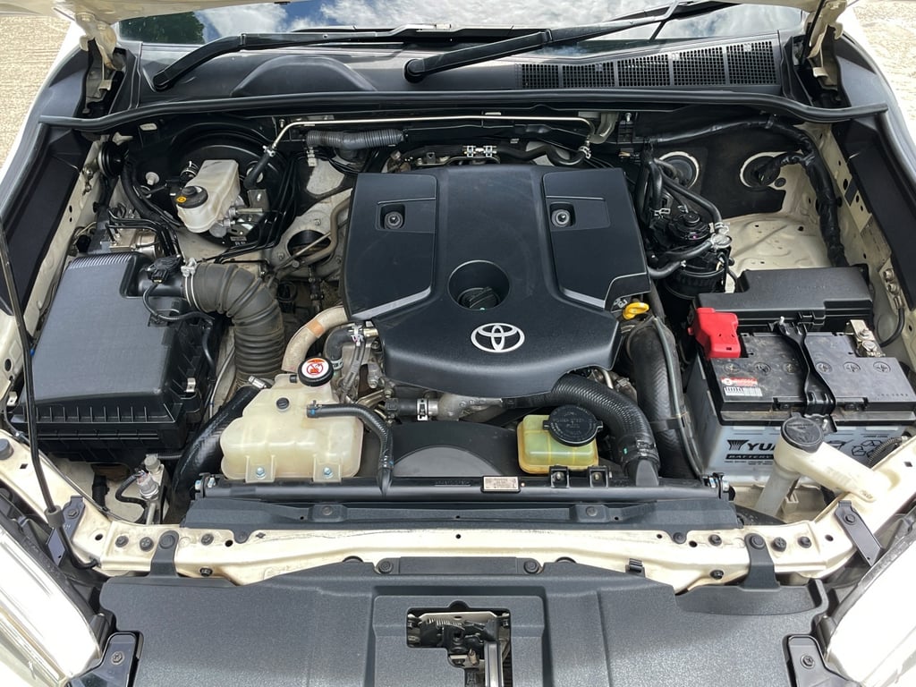 TOYOTA HILUX REVO DOUBLE CAB 2.4 E PLUS PRERUNNER ปี 2019 เกียร์AUTO สภาพนางฟ้า