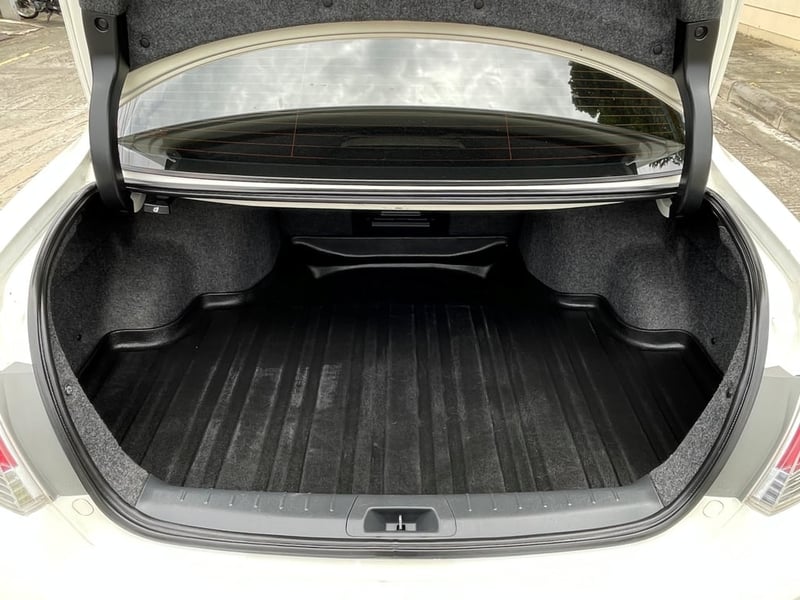 HONDA ACCORD 2.4 EL (Navi)(MNC) ปี 2012 สภาพนางฟ้า HONDA ACCORD 2.4 EL (Navi)(MNC) ปี 2012 สภาพนางฟ้า