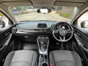 MAZDA 2 SKYACTIVE 1.3 SPORT HIGH (MNC) ปี 2017 สภาพนางฟ้า