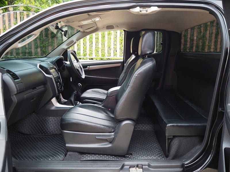 ISUZU D-MAX ALL NEW SPACECAB HI-LANDER 2.5 VGS Z DVD ปี 2012 เกียร์MANUAL สภาพนางฟ้า ISUZU D-MAX ALL NEW SPACECAB HI-LANDER 2.5 VGS Z DVD ปี 2012 เกียร์MANUAL สภาพนางฟ้า