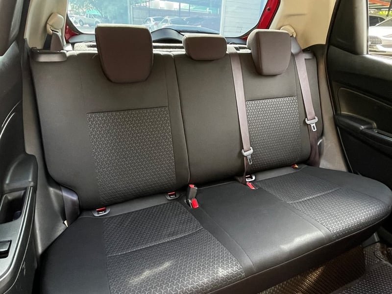 SUZUKI SWIFT 1.2 GL CVT ปี 2019 สภาพนางฟ้า SUZUKI SWIFT 1.2 GL CVT ปี 2019 สภาพนางฟ้า