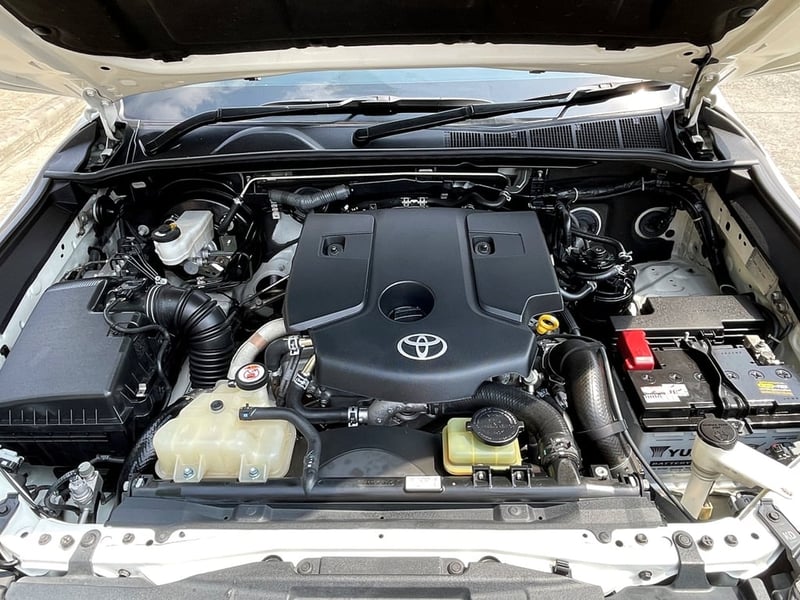 TOYOTA HILUX REVO DOUBLE CAB 2.8 HIGH 4WD ปี 2022 AUTO 4X4 สภาพนางฟ้า