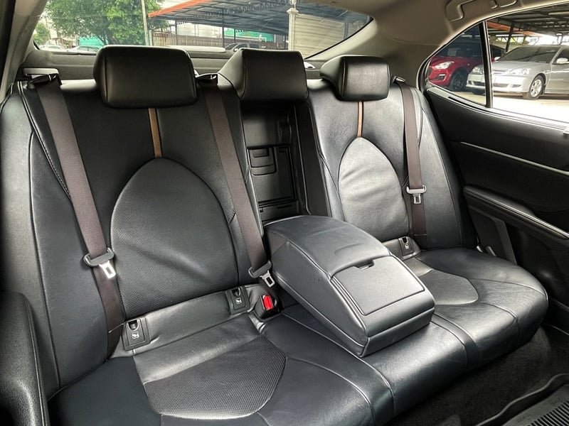 TOYOTA CAMRY 2.0 G ปี 2021 จดปี 2022 สภาพนางฟ้า