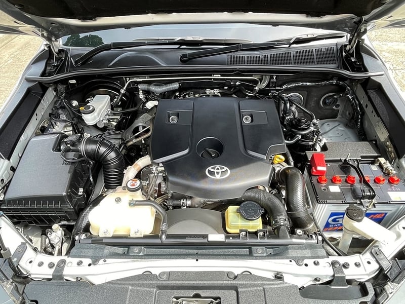TOYOTA HILUX REVO SMART CAB 2.4 MID Z EDITION ปี 2021 MT 6 Speed สภาพนางฟ้า