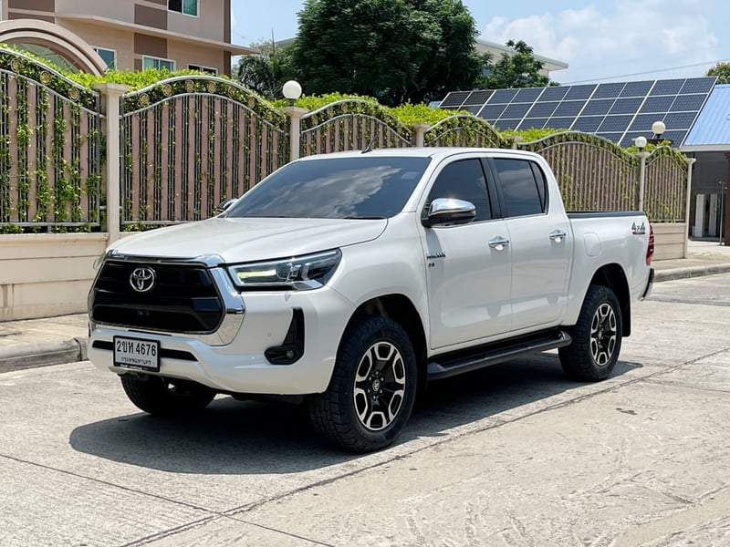 TOYOTA HILUX REVO DOUBLE CAB 2.8 HIGH 4WD ปี 2022 AUTO 4X4 สภาพนางฟ้า