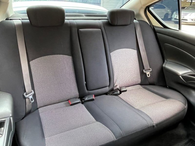 NISSAN ALMERA 1.2 E SPORTECH ปี 2016 AUTO สภาพนางฟ้า