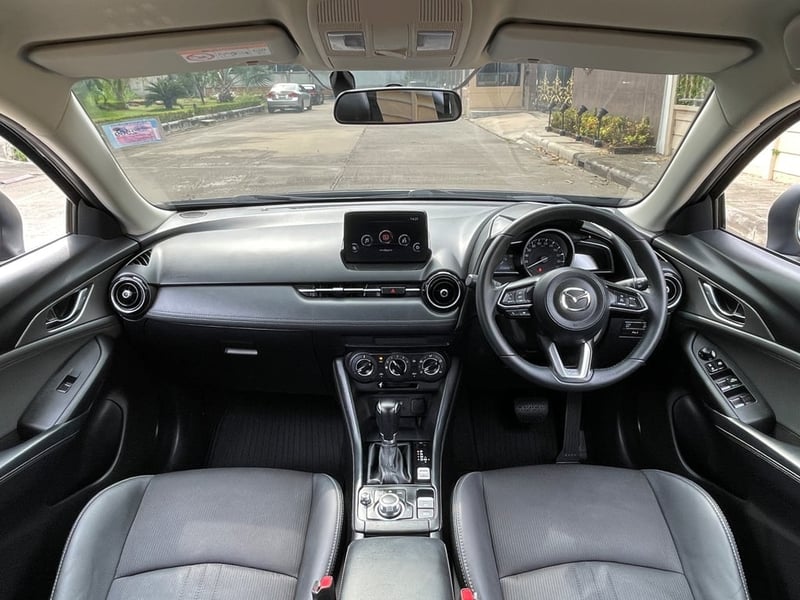 MAZDA CX-3 2.0 BASE PLUS ปี 2022 สภาพป้ายแดง