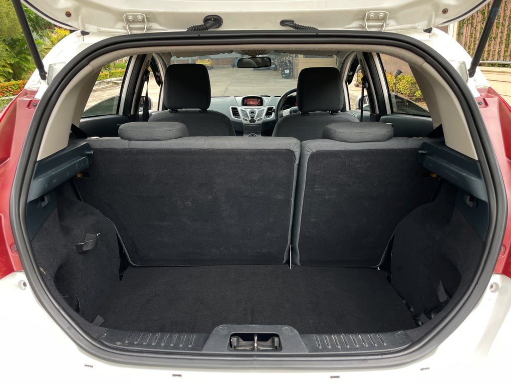FORD FIESTA 1.6 TREND HATCHBACK ปี 2011 AUTO FORD FIESTA 1.6 TREND HATCHBACK ปี 2011 AUTO