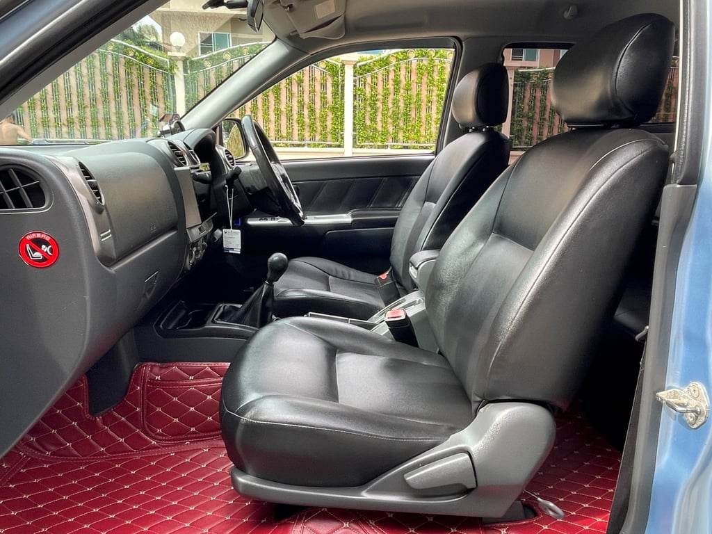 ISUZU D-MAX SPACECAB SLX 2.5 i-TEQ ปี 2007 MANUAL ISUZU D-MAX SPACECAB SLX 2.5 i-TEQ ปี 2007 MANUAL