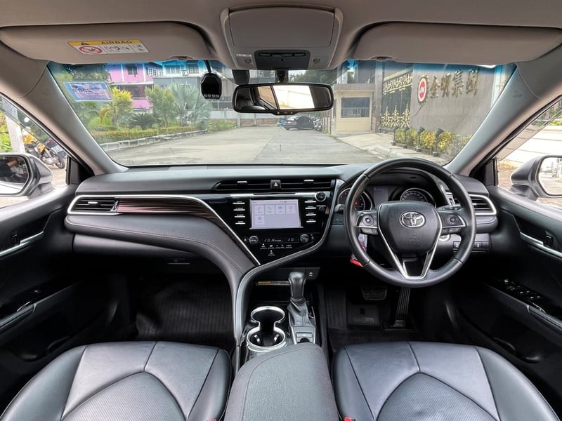 TOYOTA CAMRY 2.0 G ปี 2021 จดปี 2022 สภาพนางฟ้า