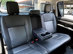 TOYOTA HILUX REVO DOUBLE CAB 2.8 HIGH 4WD ปี 2022 AUTO 4X4 สภาพนางฟ้า
