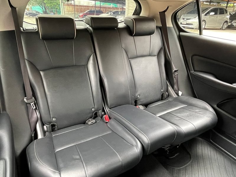 HONDA CITY TURBO 1.0 SV HATCHBACK ปี 2023 สภาพป้ายแดง