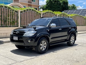 TOYOTA FORTUNER 3.0 V 4WD ปี 2006 เกียร์AUTO 