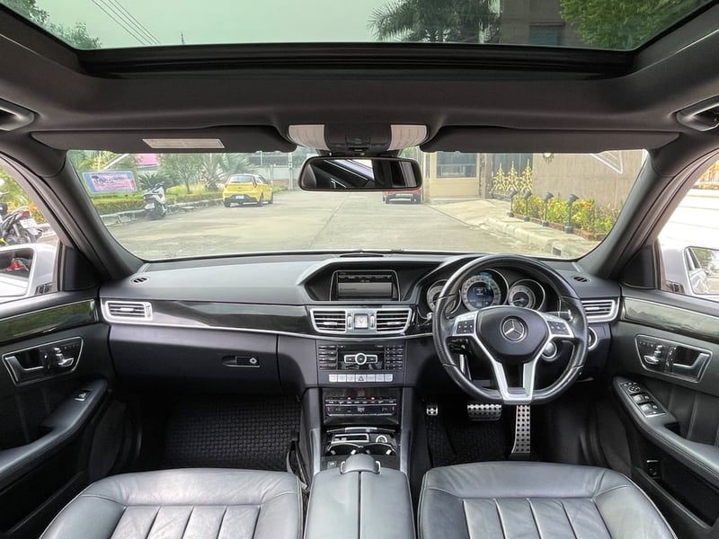 MERCEDES BENZ E300 2.2 BLUETEC HYBRID AMG DYNAMIC ปี 2013 สภาพนางฟ้า