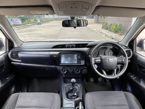 TOYOTA HILUX REVO SMART CAB 2.4 ENTRY Z EDITION ปี 2022 เกียร์Manual สภาพนางฟ้า TOYOTA HILUX REVO SMART CAB 2.4 ENTRY Z EDITION ปี 2022 เกียร์Manual สภาพนางฟ้า