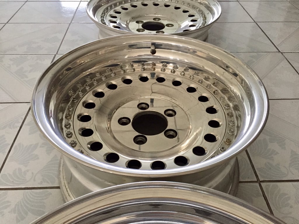 ขายล้อแม็กซ์ RAGUNA 2 ชิ้นลายหยดน้ำขอบ 16" นิ้วล้อหน้า F7.5 นิ้วออฟ +35 ล้อหลัง R8 นิ้วออฟ +4 ขนาดรู 5X114.3 ญี่ปุ่นแท้