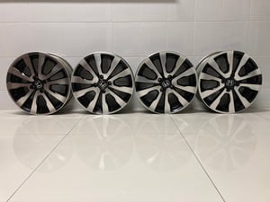 ขายล้อแม็กซ์ของรถยนต์ HONDA รุ่น JAZZ RS ขอบ 16 นิ้ว 4 รู 100 กว้าง 6 นิ้ว ET53 honda