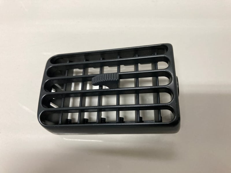 ขายช่องแอร์ตู้หลังเบาะแถวสามของรถยนต์ HONDA รุ่น STREAM 2.0 S i-VTEC ปี 2004-2006