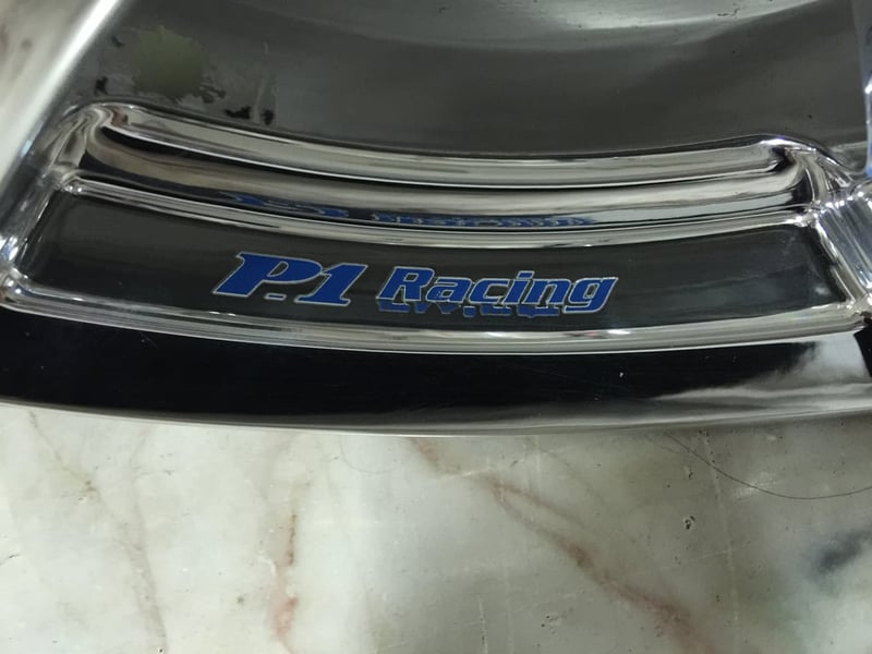 ขายล้อแม็กซ์ยี่ห้อ Buddy Club P1 ขอบ 15 นิ้วขนาด 4 รู 100 ออฟเซ็ท 45 ญี่ปุ่นแท้