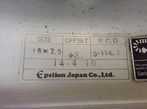 ขายล้อแม็กซ์ RAGUNA 2 ชิ้นลายหยดน้ำขอบ 16" นิ้วล้อหน้า F7.5 นิ้วออฟ +35 ล้อหลัง R8 นิ้วออฟ +4 ขนาดรู 5X114.3 ญี่ปุ่นแท้