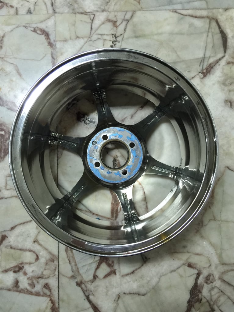 ขายล้อแม็กซ์ยี่ห้อ Buddy Club P1 ขอบ 15 นิ้วขนาด 4 รู 100 ออฟเซ็ท 45 ญี่ปุ่นแท้