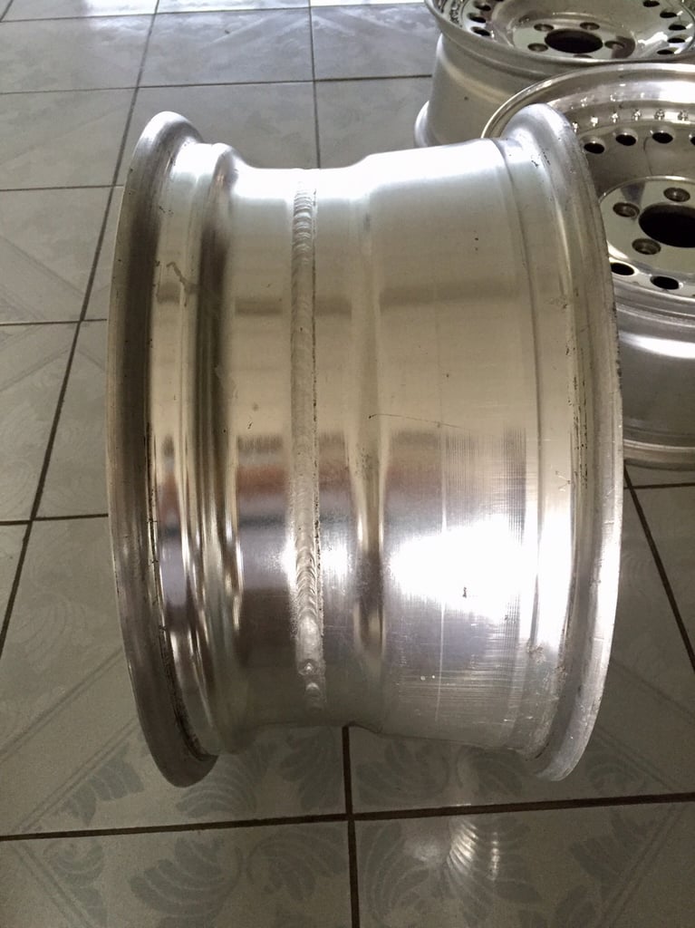 ขายล้อแม็กซ์ RAGUNA 2 ชิ้นลายหยดน้ำขอบ 16" นิ้วล้อหน้า F7.5 นิ้วออฟ +35 ล้อหลัง R8 นิ้วออฟ +4 ขนาดรู 5X114.3 ญี่ปุ่นแท้