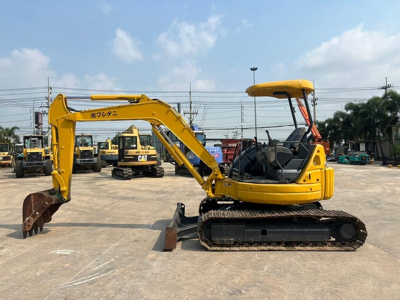 KOMATSU PC45MR-1 นำเข้าจากญี่ปุ่น สภาพพร้อมใช้งาน สนใจโทร. 089-0050007 คุณชญานิน หรือ Add LINE ID @sangenjp www.sangenjp.com www.nmc99.com