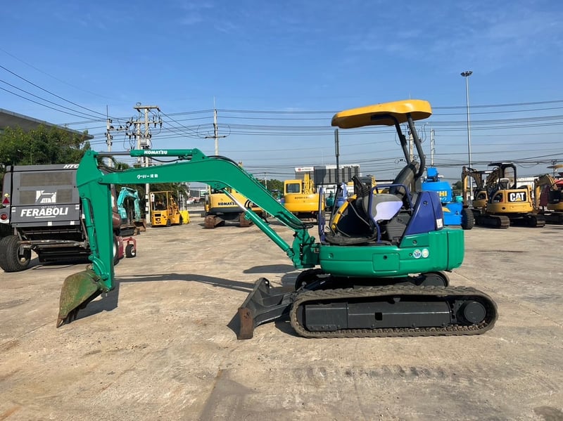 KOMATSU PC35MR-1  นำเข้าจากญี่ปุ่น สภาพพร้อมใช้งาน สนใจโทร. 089-0050007 คุณชญานิน หรือ Add LINE ID @sangenjp www.sangenjp.com www.nmc99.com