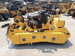 รถบดสันเขื่อน นำเข้าจากญี่ปุ่น สภาพพร้อมใช้งาน สนใจโทร. 089-0050007 คุณชญานิน หรือ Add LINE ID @sangenjp www.sangenjp.com www.nmc99.com